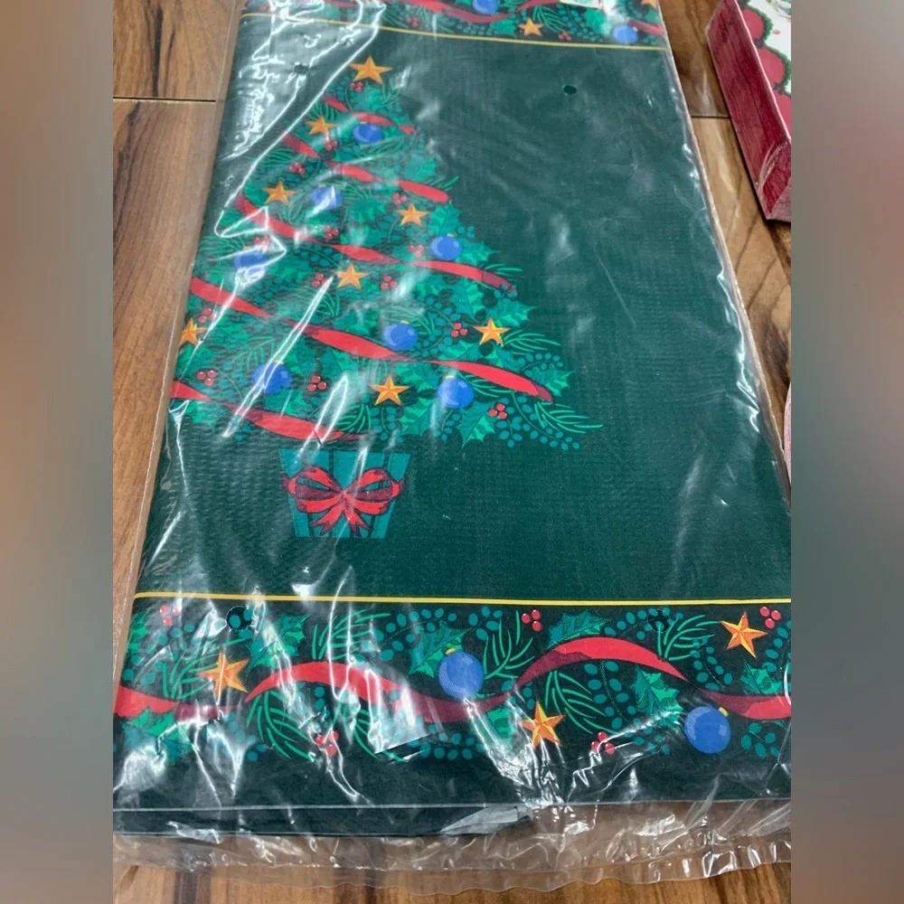 Vintage Lot Christmas Tree Paper Party Plates Tablecloth Napkins Holiday Set